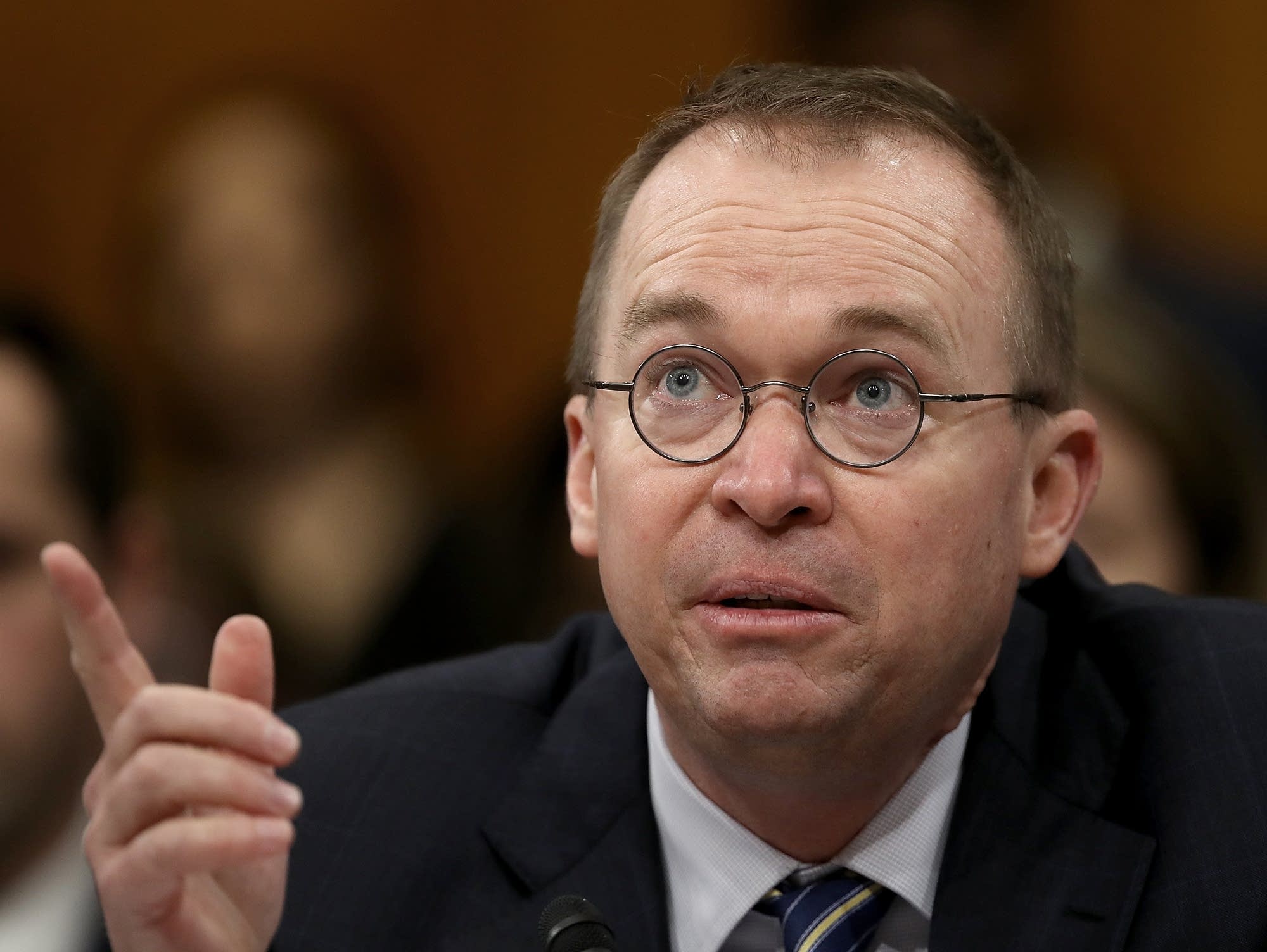 trumpnamesbudgetdirectormickmulvaneyasactingchiefofstaff