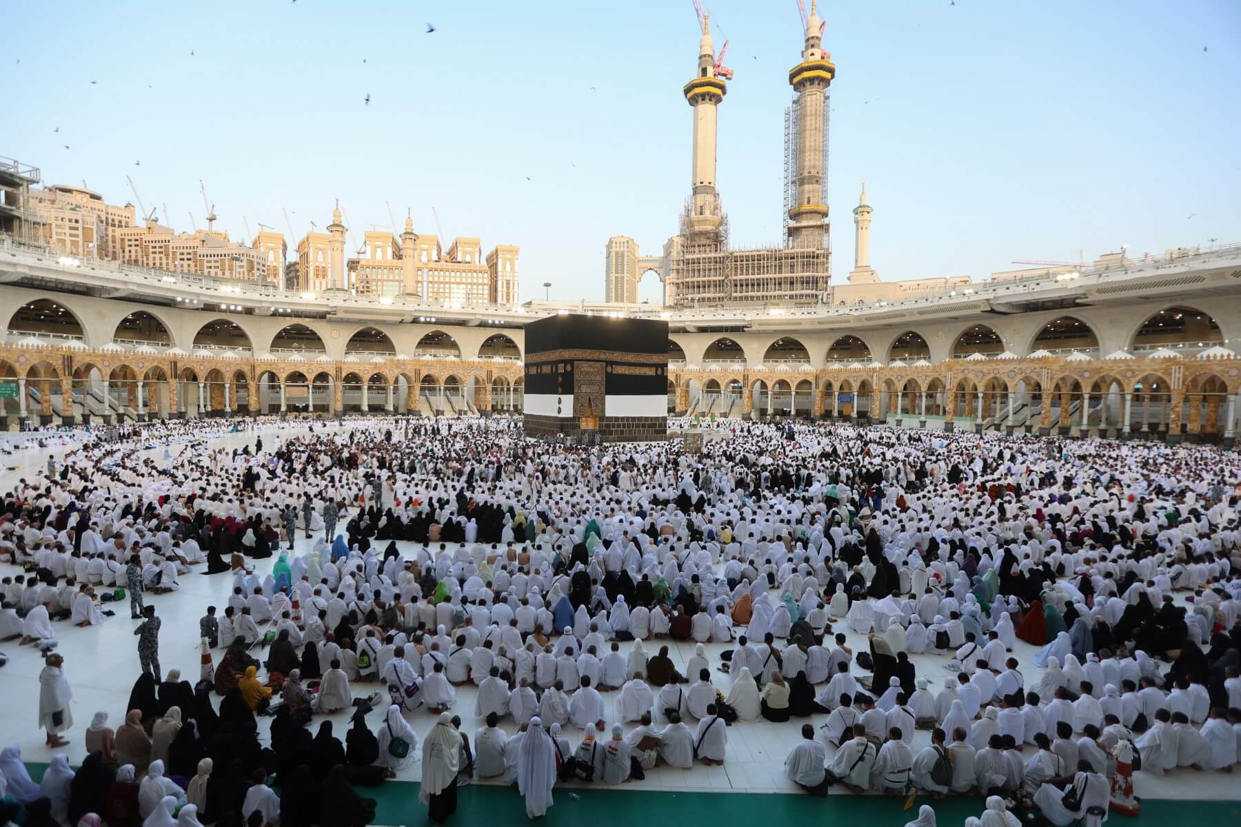 Over 2.5 lakh Muslims without Hajj permits stopped from entering Mecca
