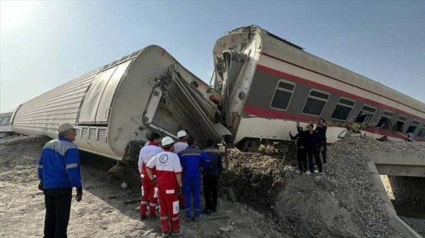 atleasteightpeoplekilledaftertrainderailsiniran