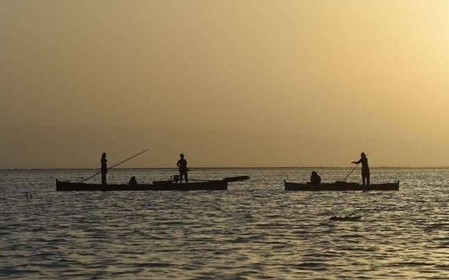 pakistanapprehends23indianfishermenoffgujaratcoast