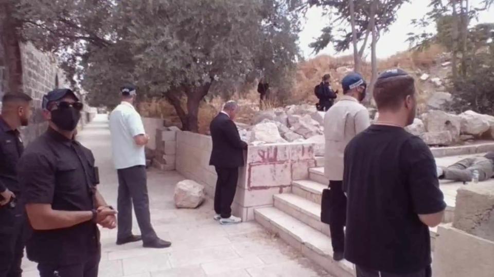 Israel National Security Minister storms Al-Aqsa Mosque