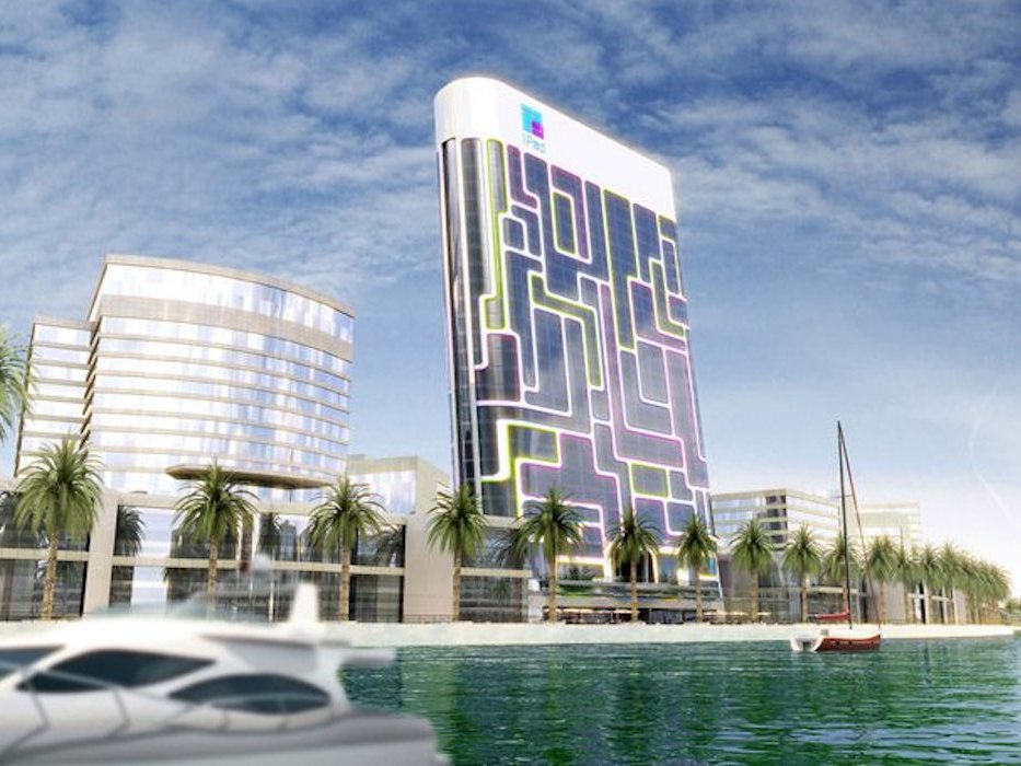 dubaiisconstructingabuildingthatlookslikeagiantipadandhassomuchtechnologyitactslikeironmansarmour