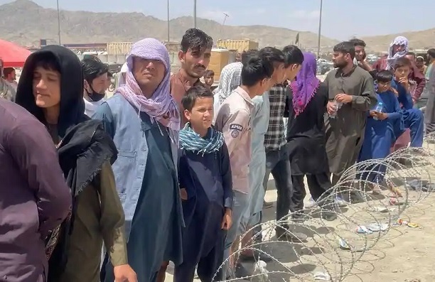 austriareluctanttowelcomeafghanrefugeessaysmigrationwaveshouldnotreacheurope