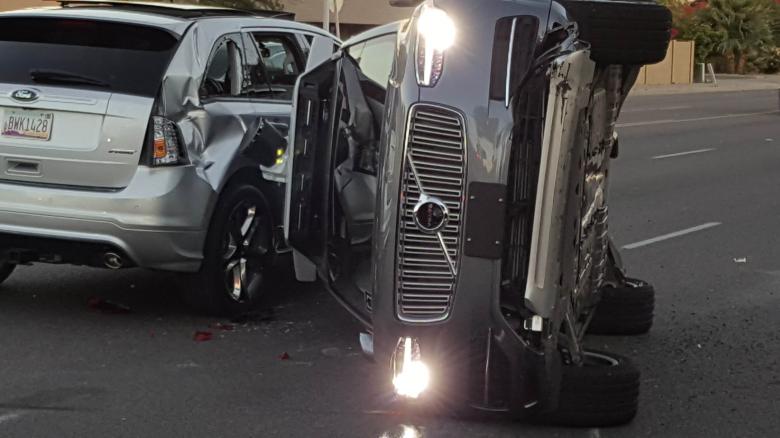 ubersuspendsselfdrivingcarprogramafterarizonacrash