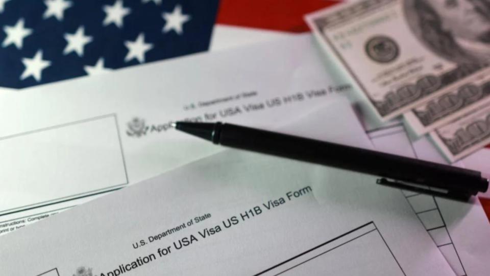 US Lawmakers Welcome Court Order Scrapping $100,000 H-1B Visa Fee