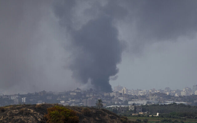 Islamic Jihad launches rockets at Israel in response to Gaza hospital strikes