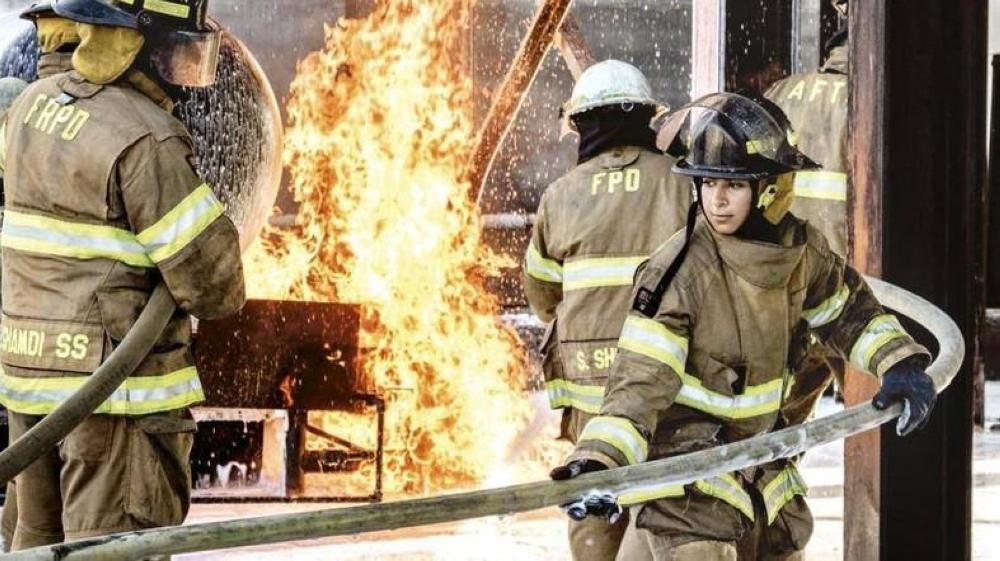 saudiarabiagetsitsfirstcertifiedsaudifemalefirefighters