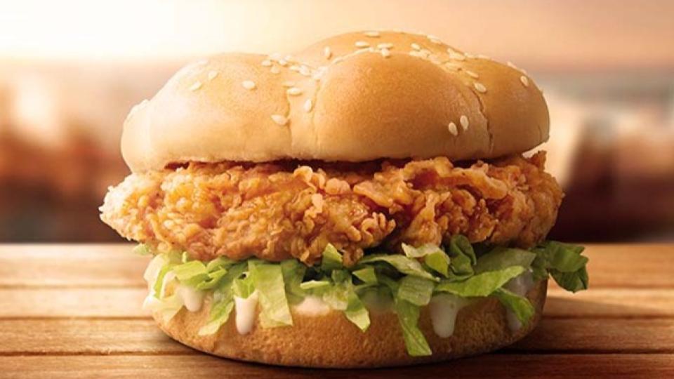 Karachi man kills friend for taking bite of his girlfriend’s burger