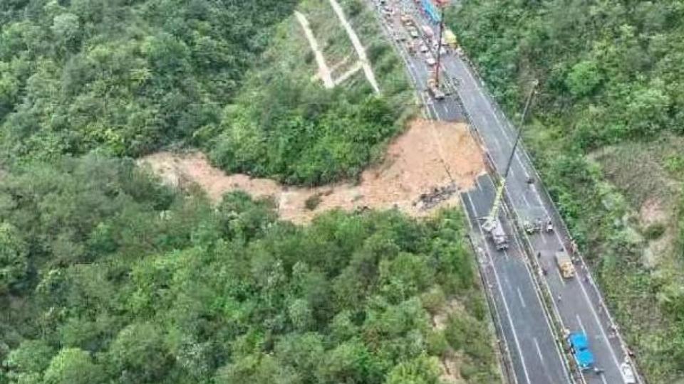 At least 24 people killed in highway collapse in China