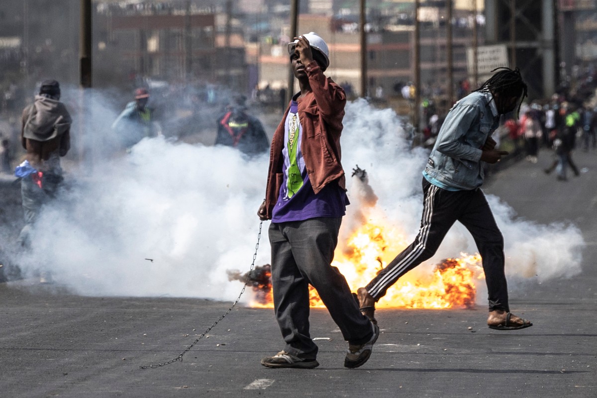 10 killed, 29 injured in clashes between security forces and protesters in Kenya