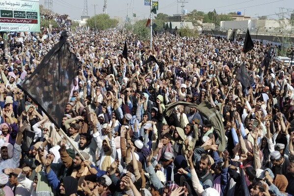 pakistanstartsdeportationofafghannationals