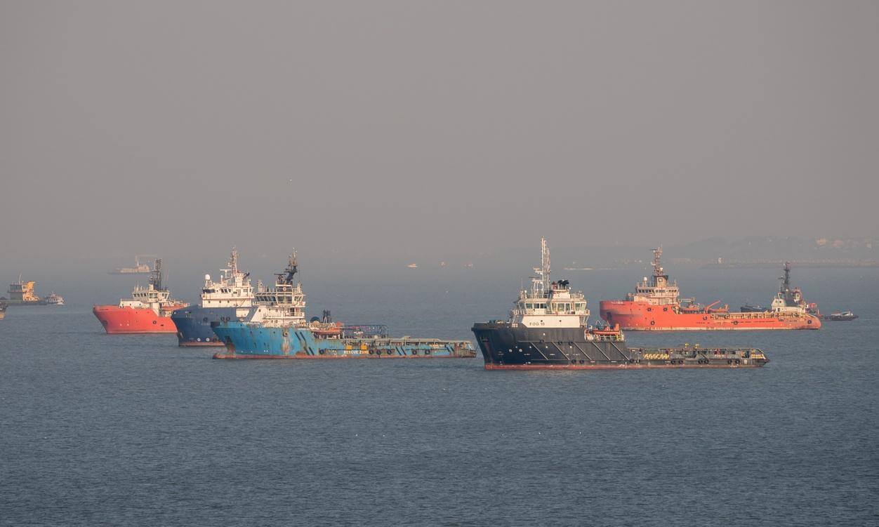 Completely block Gulf trade if US does not lift blockade on Iranian ports, says Iran