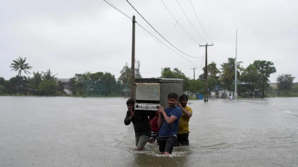 Landslides Death Toll Rises to 123 in Sri Lanka 