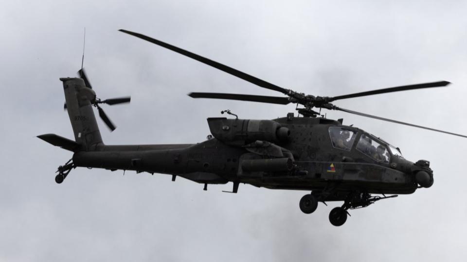 US Military Chopper Crashes Near Hormuz, Crew Rescued