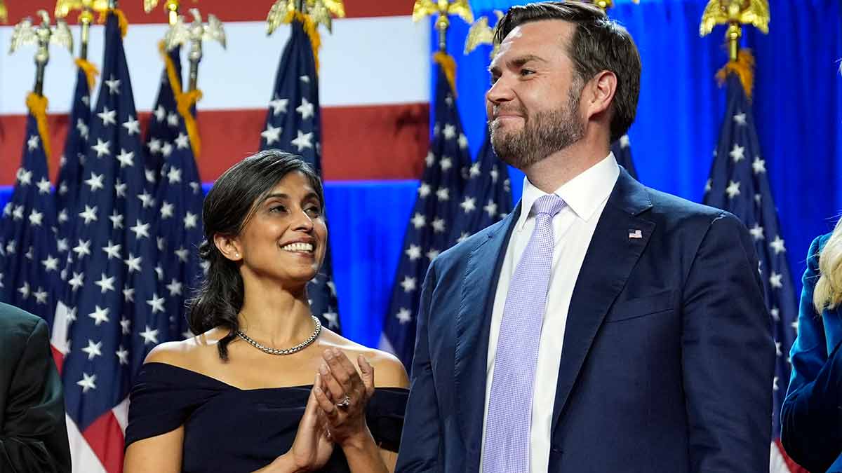 usvicepresidentjdvanceandwifetovisitindiaforaweektomeetpmmodi
