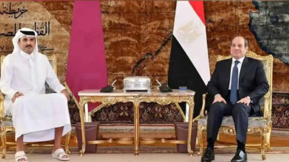 Leaders of Egypt and Qatar pledge to resume peace efforts in Gaza