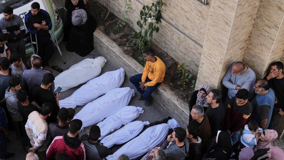 israelstrikesongazaovernightleavesmorethan50palestiniansdead