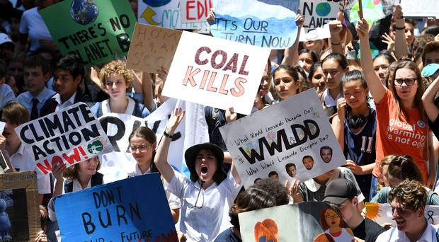 schoolchildrenprotestoverclimatechangeinbritain