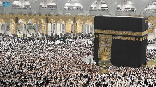 two-holy-mosques-ready-for-millions-of-ramadan-visitors