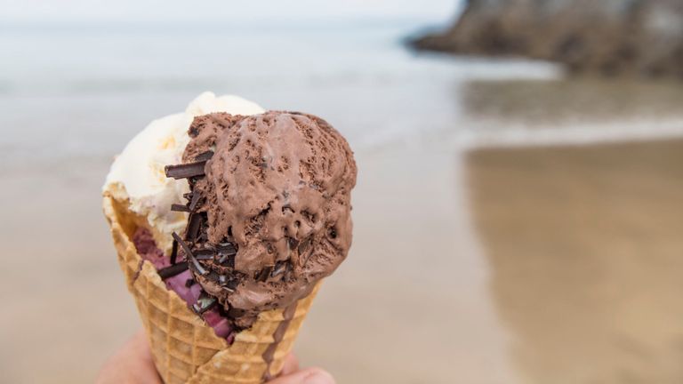 nineyearoldgirldiesaftereatingicecreamonholidayinspain