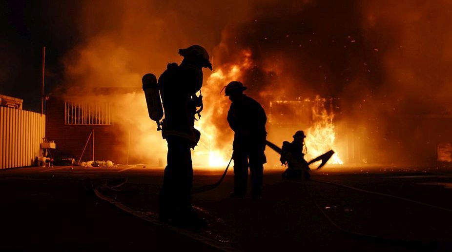 us:firedestroys35apartmentsinhouston