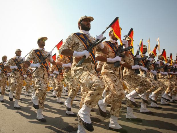 donaldtrumpconsidersdesignatingiransrevolutionaryguardasterroristgroup