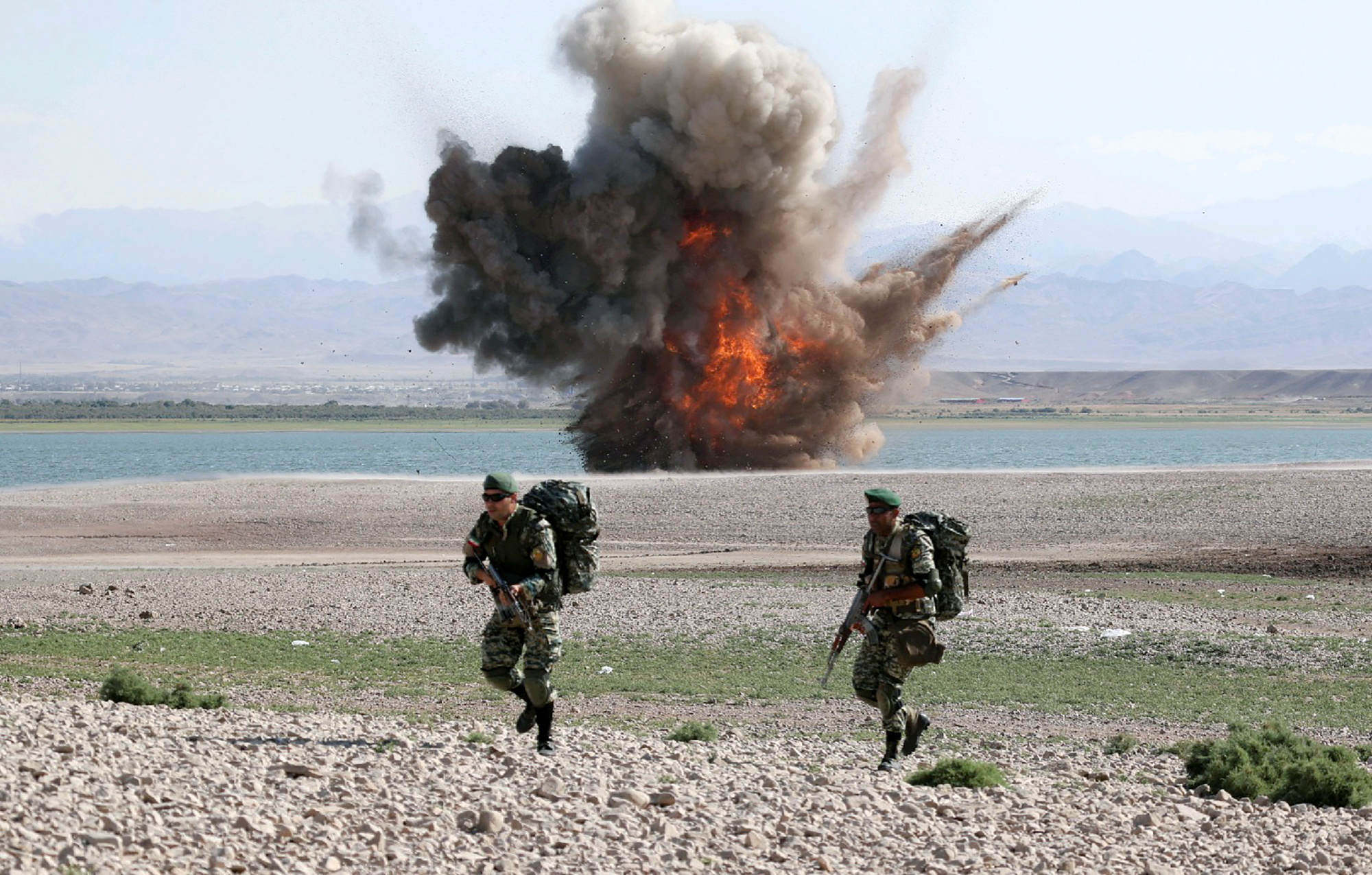iranholdsmilitaryexercisesneartenseazerbaijanborder