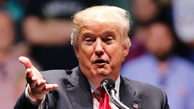 obamaendorsedsomeonewithcriminalinvestigation:donaldtrump