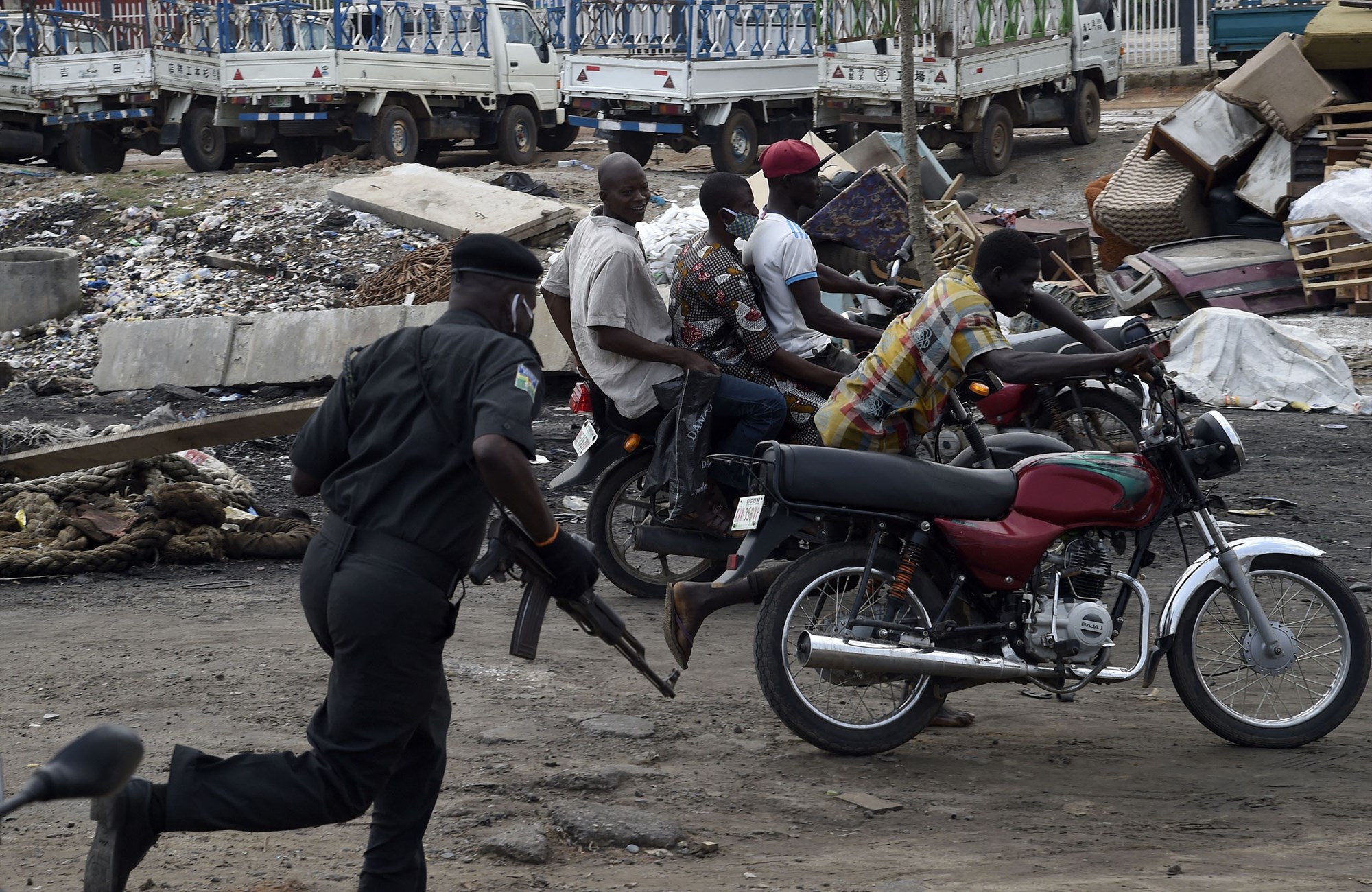 nigerianspushtoendpolicebrutalityafterglobalgeorgefloydprotests