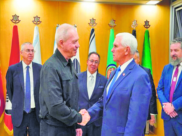 israelidefenseministermeetsussenatedelegationandmikepence
