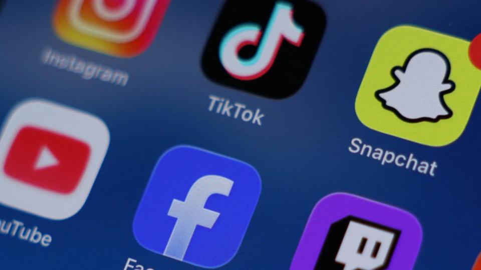 New Zealand Joins Global Push to Ban Under-16s From Social Media