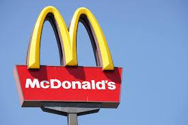 mcdonaldsshutsbranchesacrossusduringdaywithoutimmigrantsprotestagainstdonaldtrump