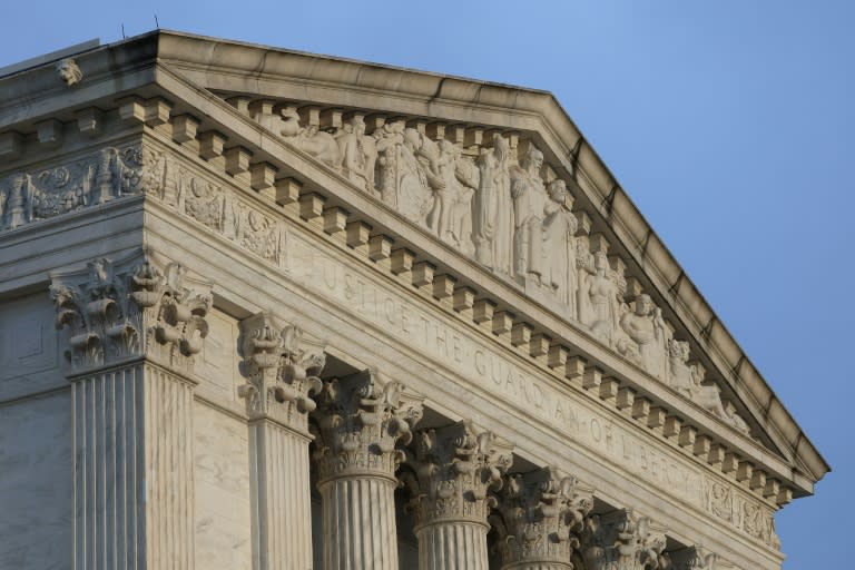 ussupremecourtorderstemporaryhalttodeportationsunderantiquelaw