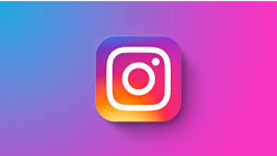 19 pc of Teens See Unwanted Nude Images on Instagram 