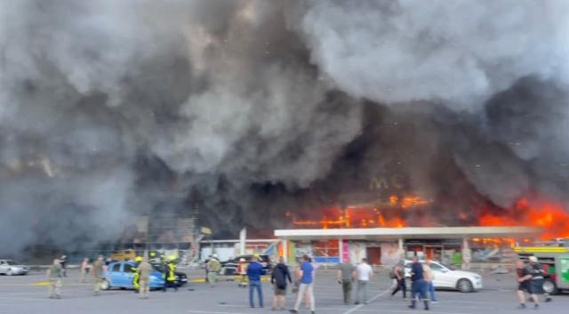 Russian missile hit a “crowded” shopping mall in UKraine, 2 dead, 20 injured