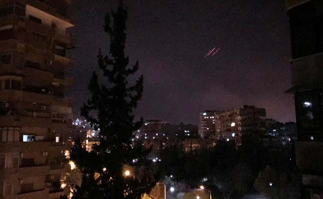 syriaairstrikes:usukandfrancelaunchstrikesinresponsetochemicalattack