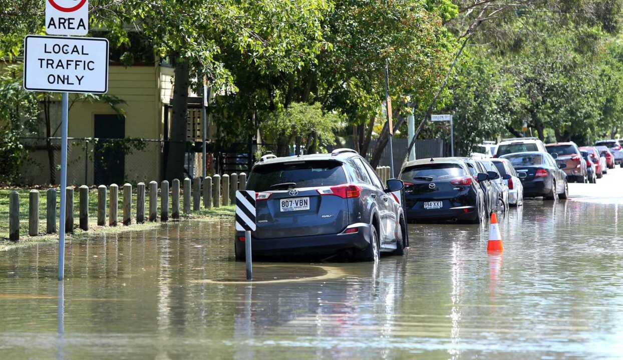 australia:evacuationwarningsissuedinnewsouthwalesamidcyclonealfred