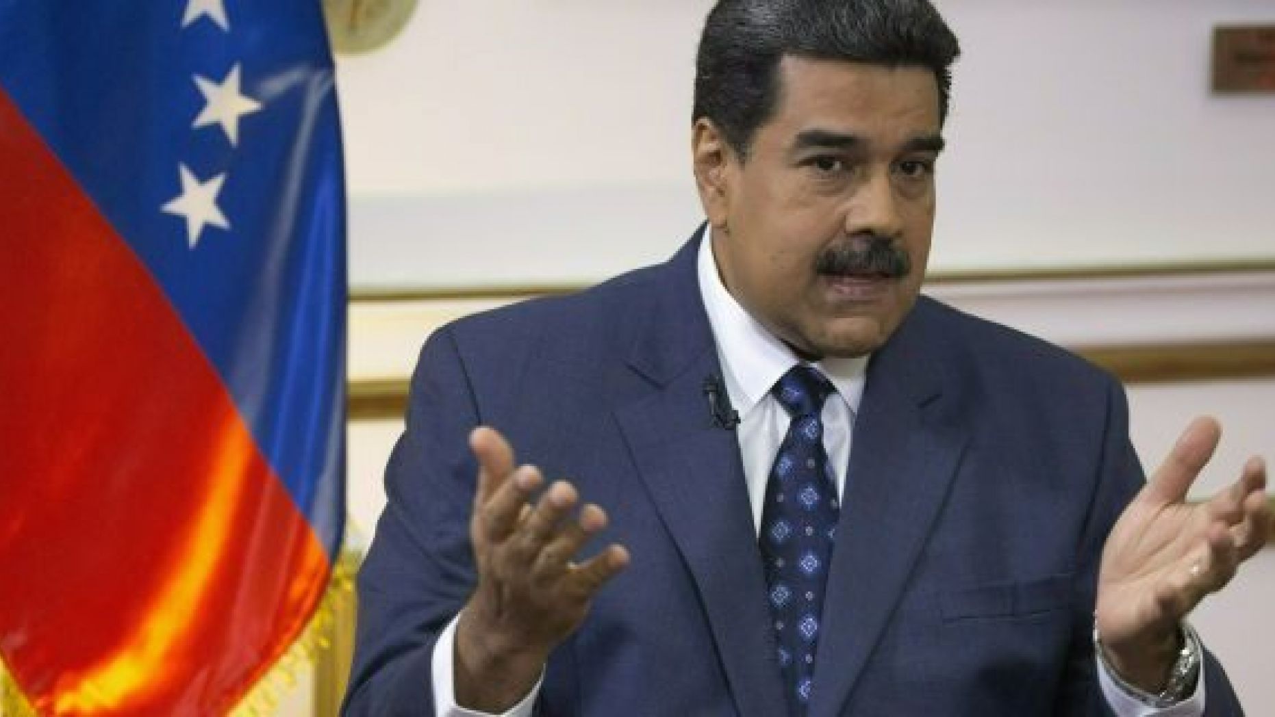 venezuelanpresidentnicolasmaduroannouncestocloseborderwithbrazil