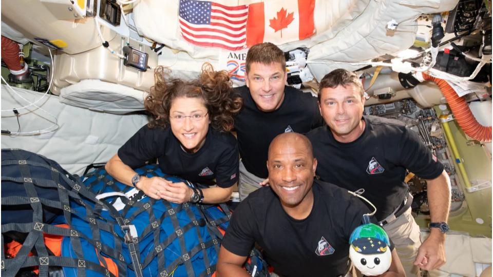 Artemis II Crew Reaches Halfway Point on Return Journey to Earth