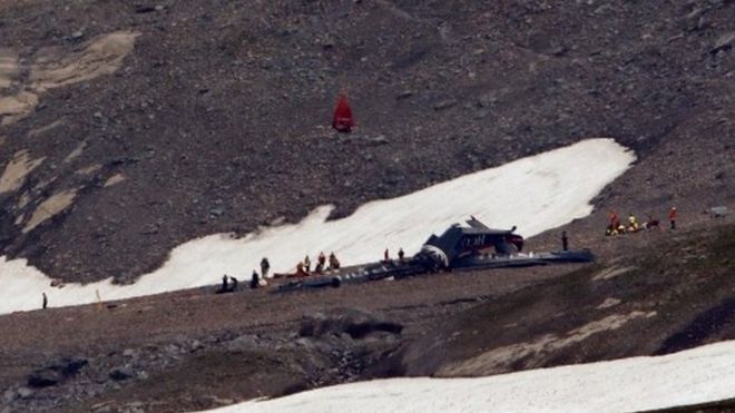 switzerlandcrash:twentydeadasww2planecrash