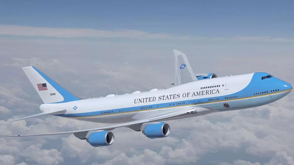 Boeing Reports Loss Over Costs Linked to US Presidential Plane
