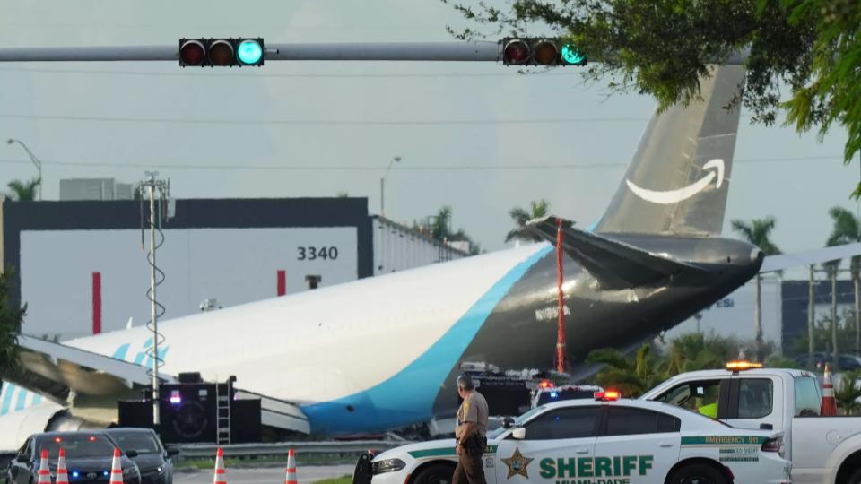 Amazon Cargo Plane Barreled off Runway at Miami Airport, 5 dead