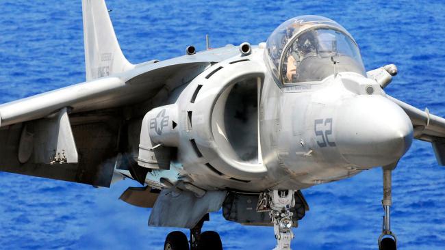 usfighterjetplungesintoseaoffokinawajapan