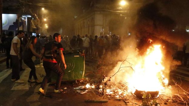 paraguaycongresssetonfireaselectionproteststurndeadly