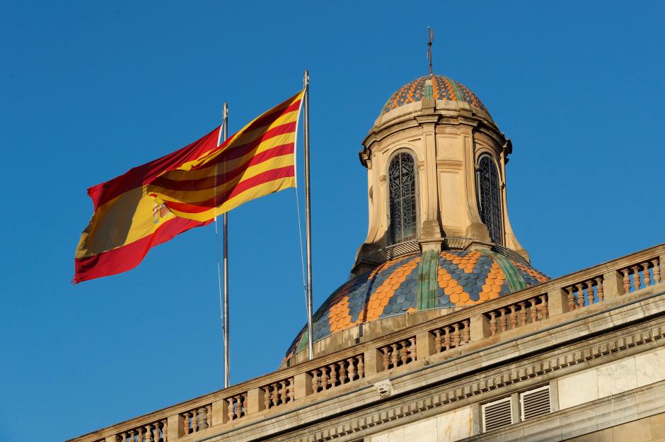 spainenforcesdirectruleoncataloniaworkresumesnormally