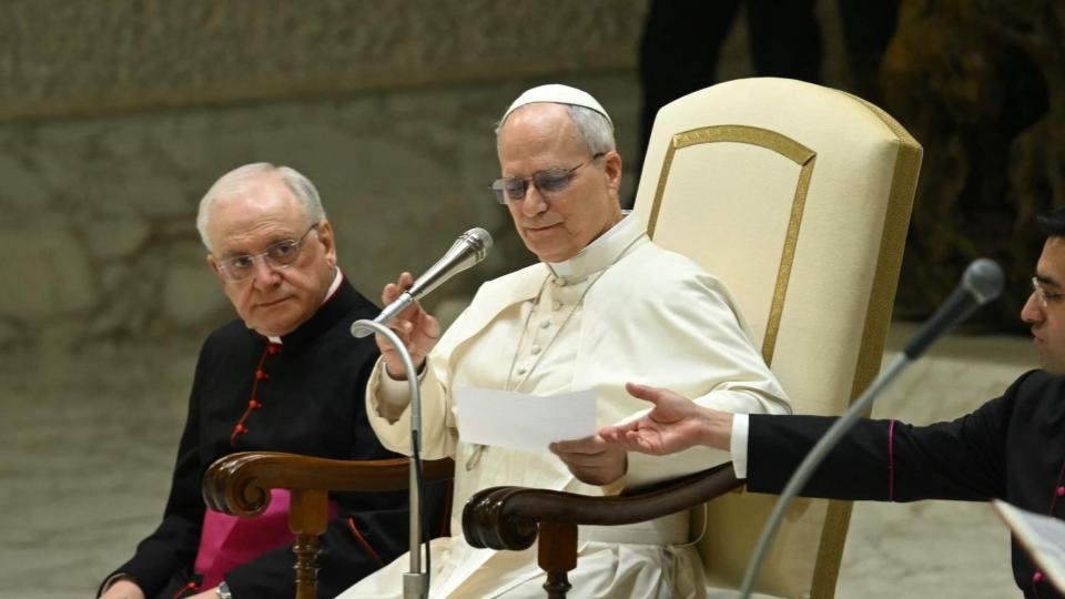 Pope Warns of New Arms Race as US-Russia Treaty Nears Expiry