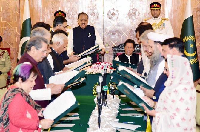 imrankhans16membercabinetswornin