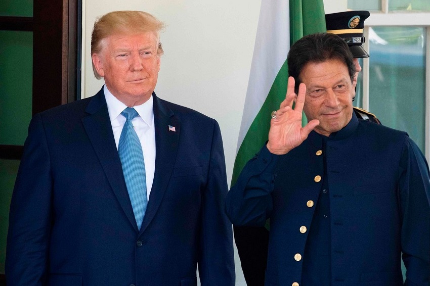 trumphasacceptedimrankhan’sinvitationtovisitpakistan:qureshi