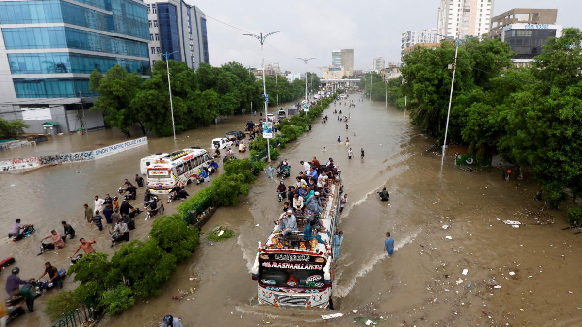 Monsoon rains claim 266 lives in pakistan