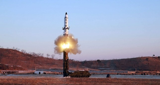 northkoreafiresthreemissilesintosea:us